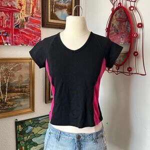 gw sport black and hot pink short sleeve shirt